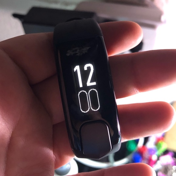 Mio Slice || Heart Rate & Fitness Tracker - Picture 7 of 14